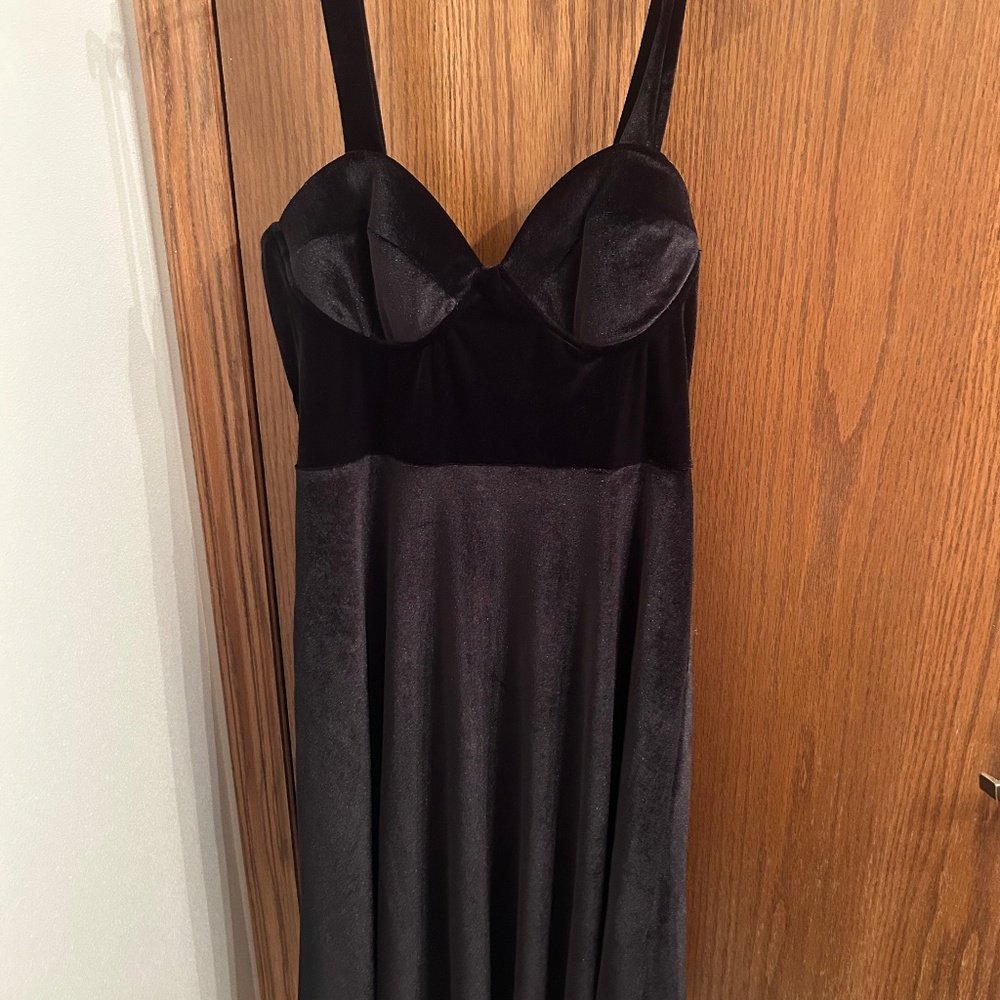 Black velvet dress